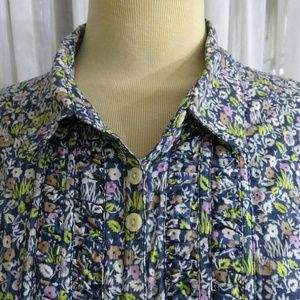 Liz Claiborne size L  floral button-down blouse